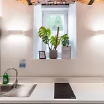 بيت شباب Boutique Angel